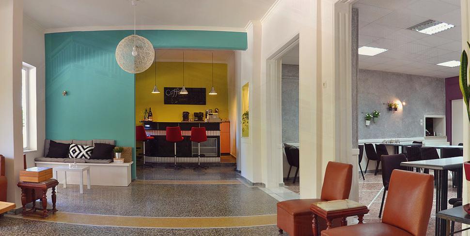 Hotel Miramare Ксилокастрон Екстериор снимка